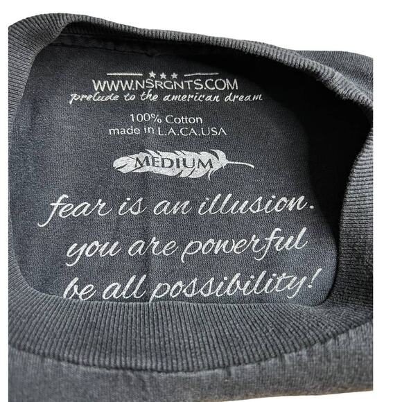 Native Art Tee "fear is an illusion" Size medium - Picture 3 of 7